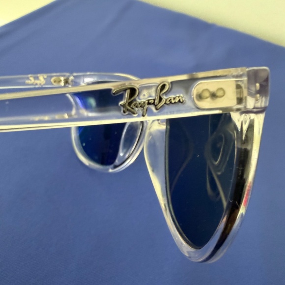 Ray-Ban CAT 1000 Sunglasses for Women main image 4